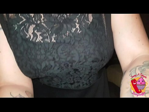 ❤️ 放蕩的繼妹給了他口交和西班牙語 ❤❌ 色情 在我們
