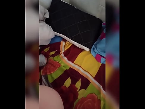 ❤️ 我的室友一個人呆在家裡,因為她的丈夫去度假了,我趁機操她,給她灌奶 ❤❌ 色情 在我們